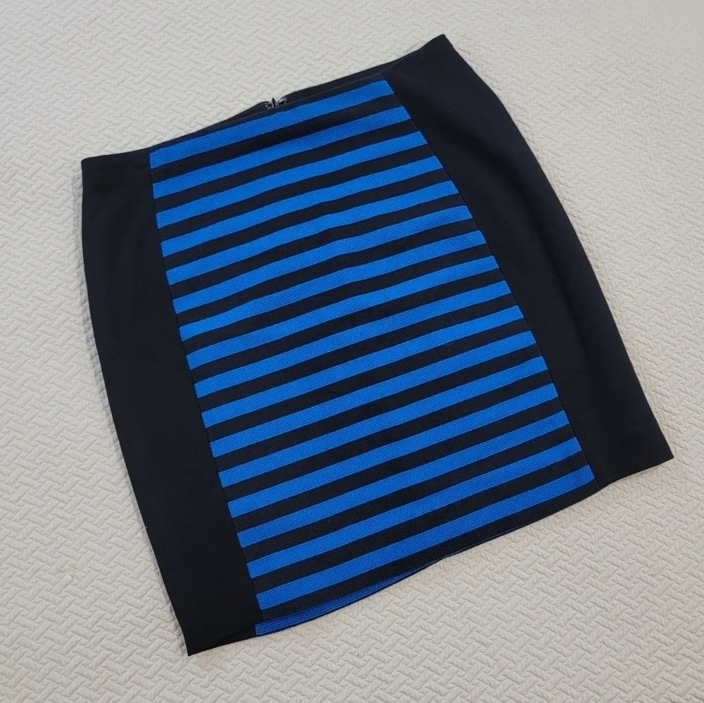 NEW Ann Taylor Black and Blue Striped Skirt Size 4 P